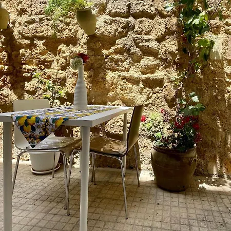 Gasthuis Pindaro Agrigento